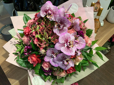 Meister Bouquet mit Orchideen - Meister Group Frankfurt