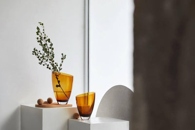 BULED Vase: Eleganz in ihrer reinsten Form (Dropxx) - Meister Group Frankfurt